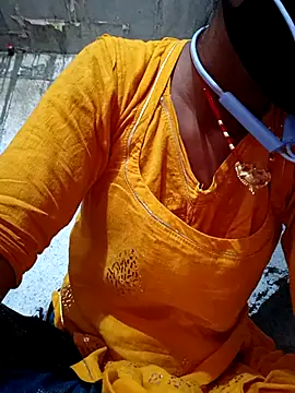 Anushka Ji online show from February 19, 2025, 3:28 am