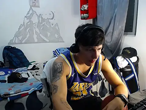 Snapshot of Pharaon_71 chatting on February 12, 2026, 1:33 am Pharaon 71 online show from February 12, 2026, 1:33 am