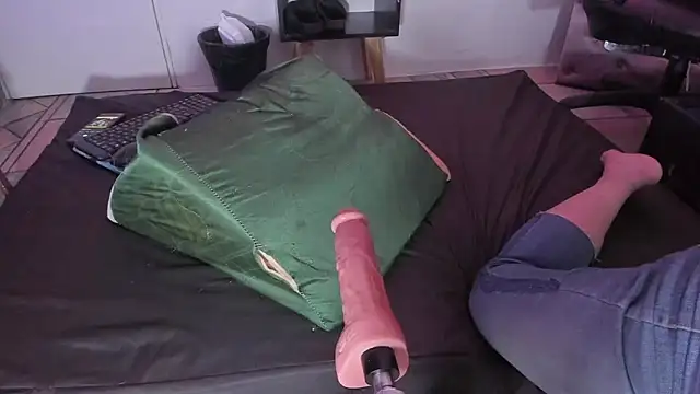 Lina23  online show from January 24, 2025, 8:54 pm