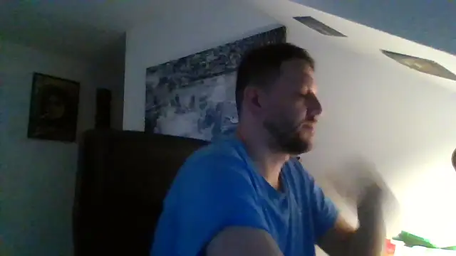 BennyLommy online show from February 12, 2025, 4:33 pm