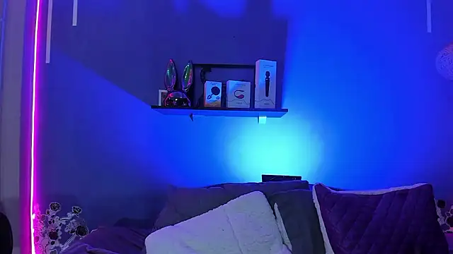 Alexa Espinoza online show from December 3, 2024, 2:58 am