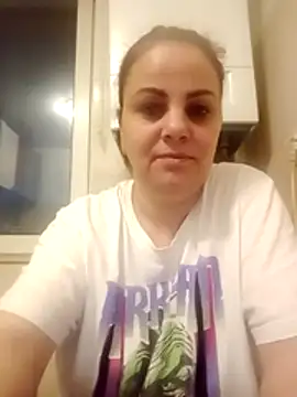 Adelamilfsex online show from March 15, 2026, 4:57 pm