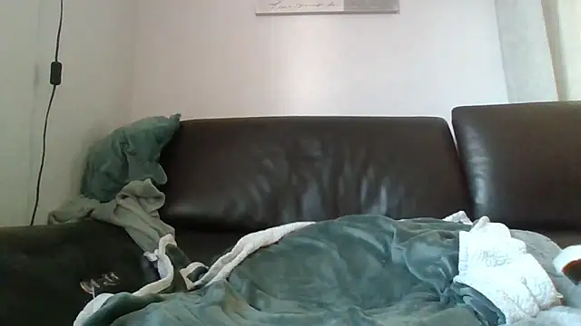 Au plaisir des femmes online show from October 21, 2025, 6:47 am