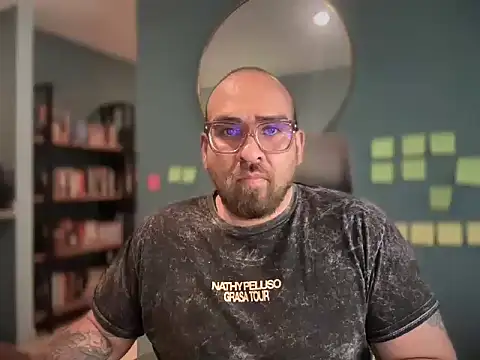 mexa bear online show from November 20, 2025, 6:18 pm