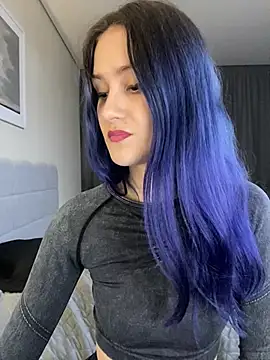 Erotic Synth Goddess online show from January 1, 2025, 6:47 am