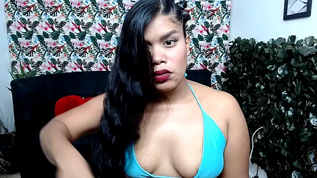 Snapshot of Wendy_Hot_ chatting on February 13, 2025, 4:43 am Wendy Hot online show from February 13, 2025, 4:43 am