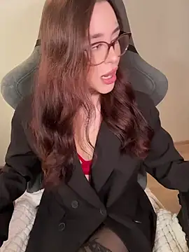 fuckdoll 18 online show from March 6, 2026, 2:13 pm