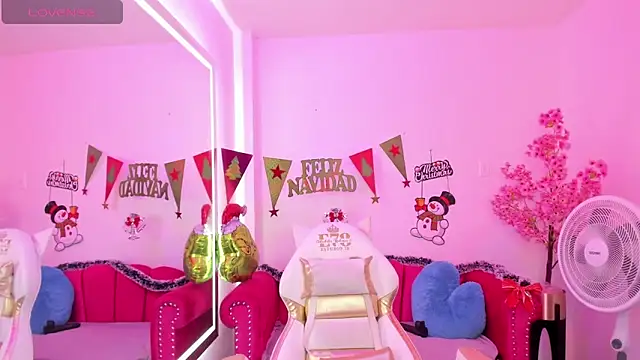 Miss dolly  online show from December 15, 2024, 12:28 pm