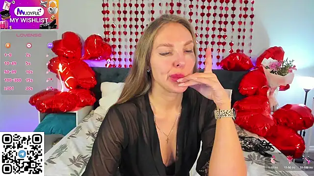 Kelly Hardy online show from February 17, 2025, 7:37 am