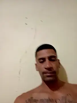 adriabis013 online show from January 17, 2026, 12:10 pm