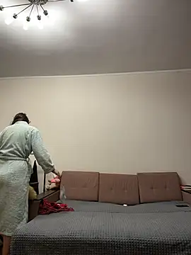 NikaMur online show from December 15, 2025, 2:38 am