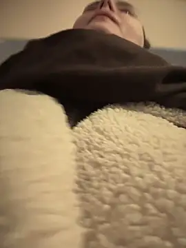 NikaMur online show from April 12, 2026, 4:28 am