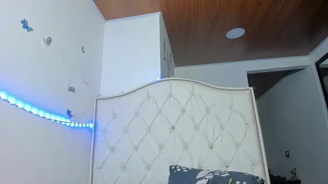 Anny jhonsonx online show from September 18, 2025, 11:29 pm