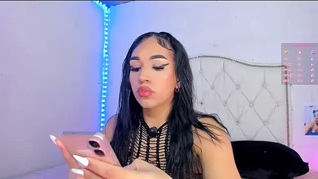 Anny jhonsonx online show from April 13, 2026, 2:50 am