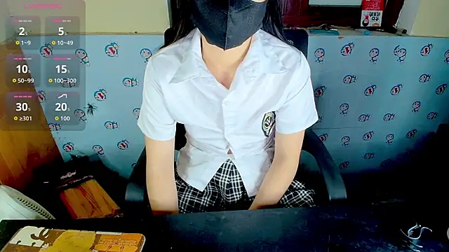   Saphia   online show from April 9, 2026, 3:17 pm