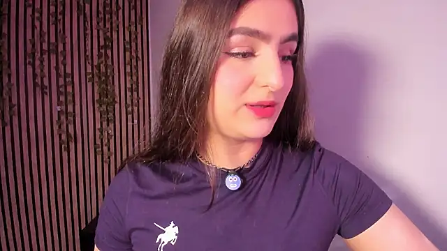 sofia 44 online show from May 29, 2026, 1:53 pm