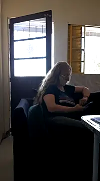 MILEIDE980 online show from March 21, 2025, 6:40 pm