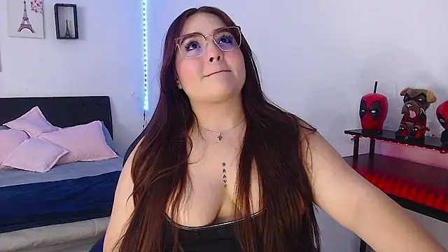 Snapshot of KimGeorgia_ chatting on December 13, 2024, 12:42 am KimGeorgia online show from December 13, 2024, 12:42 am