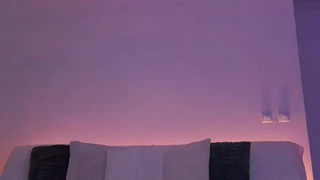 LilyRoselyn online show from March 28, 2026, 3:00 pm