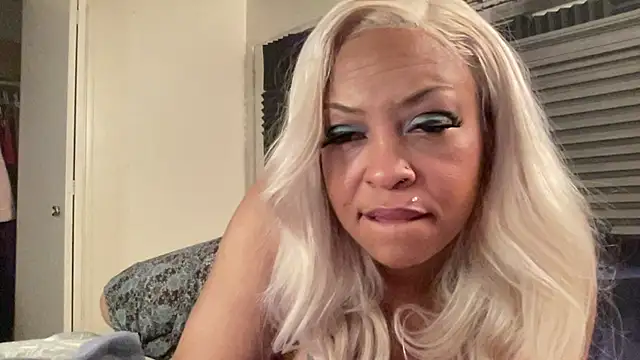 cocaNutt online show from February 18, 2026, 1:29 pm