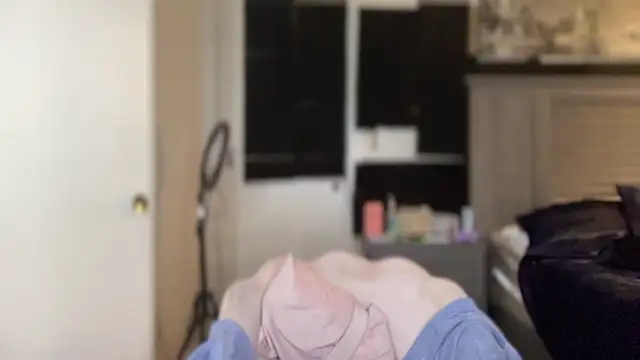 cocaNutt online show from June 3, 2026, 10:51 am