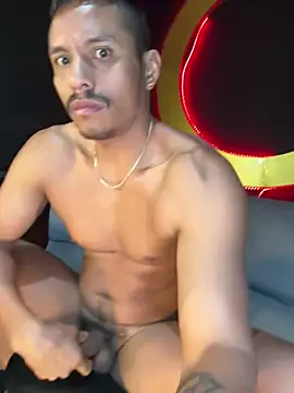 Abra ham13 online show from April 6, 2026, 11:33 am