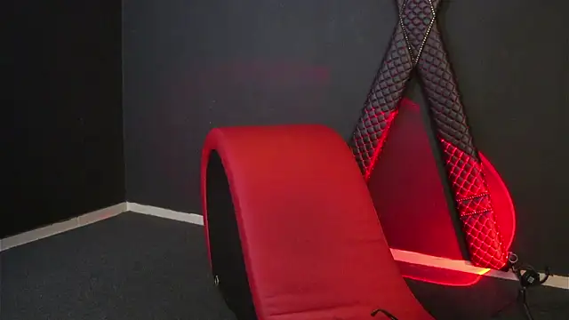 CelineConner online show from March 15, 2026, 4:40 am