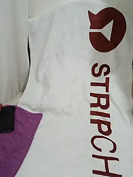 Mimo1402 online show from December 22, 2025, 8:06 pm