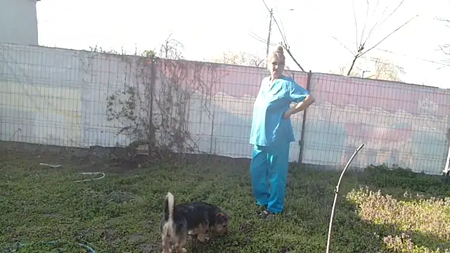 Andra Love online show from April 5, 2026, 2:03 pm