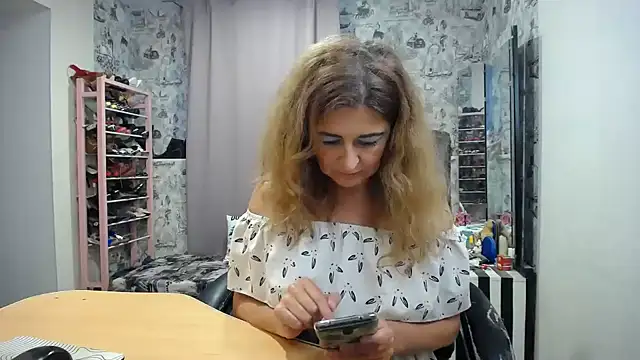 Helen1974 online show from June 22, 2026, 2:25 pm