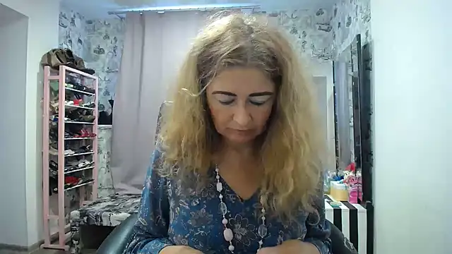Helen1974 online show from July 24, 2026, 12:36 pm
