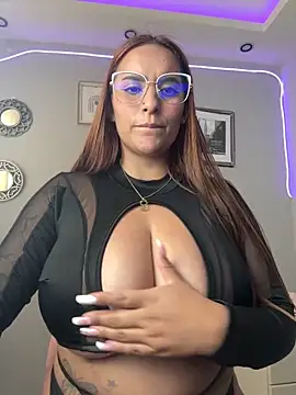 Snapshot of Seized_lust chatting on January 9, 2025, 8:11 pm Seized lust online show from January 9, 2025, 8:11 pm