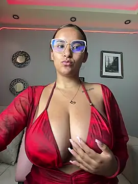 Snapshot of Seized_lust chatting on January 31, 2025, 1:23 pm Seized lust online show from January 31, 2025, 1:23 pm