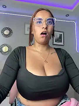 Snapshot of Seized_lust chatting on February 10, 2025, 6:56 pm Seized lust online show from February 10, 2025, 6:56 pm