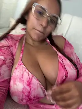 Snapshot of Seized_lust chatting on March 15, 2025, 7:05 pm Seized lust online show from March 15, 2025, 7:05 pm