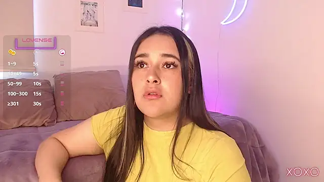 Megan FE online show from February 6, 2025, 1:54 pm