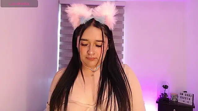 Megan FE online show from November 28, 2025, 6:43 pm