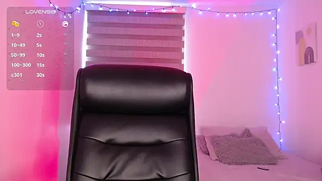 Megan FE online show from February 24, 2026, 8:07 pm