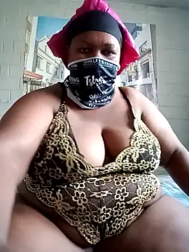 Snapshot of darkynsexyy chatting on December 2, 2025, 9:47 am darkynsexyy online show from December 2, 2025, 9:47 am