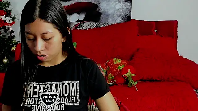 Snapshot of sexylaurita chatting on December 31, 2024, 12:57 pm sexylaurita online show from December 31, 2024, 12:57 pm