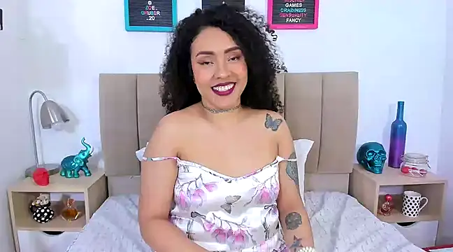 Zoe Gruber online show from March 17, 2025, 3:14 am