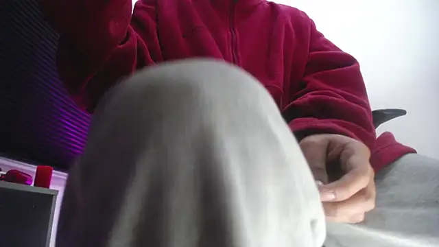 Snapshot of zacwatson_ chatting on June 2, 2026, 11:29 pm zacwatson online show from June 2, 2026, 11:29 pm