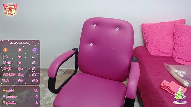 CristialJones  online show from December 24, 2024, 4:51 pm