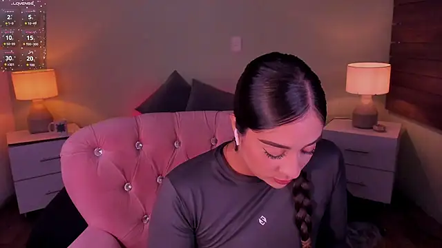 Snapshot of Sussy_Bell01 chatting on March 17, 2025, 8:09 pm Sussy Bell01 online show from March 17, 2025, 8:09 pm