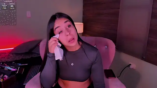 Snapshot of Sussy_Bell01 chatting on March 19, 2025, 8:43 pm Sussy Bell01 online show from March 19, 2025, 8:43 pm