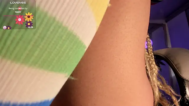 conny  curly online show from January 24, 2025, 5:11 pm