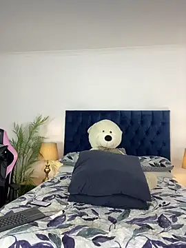 Stunning Booty online show from April 7, 2026, 7:47 pm