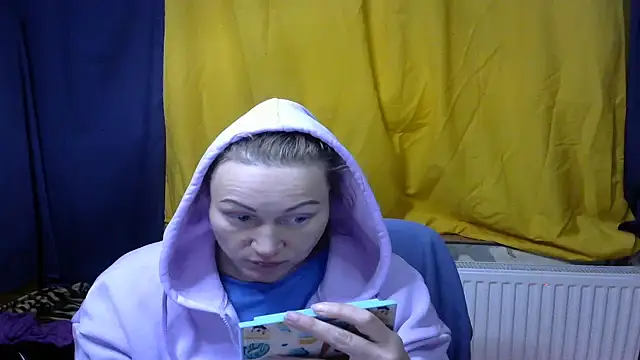 Snapshot of wLESLYMOSw chatting on December 12, 2024, 6:10 pm wLESLYMOSw online show from December 12, 2024, 6:10 pm