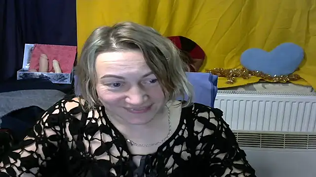 Snapshot of wLESLYMOSw chatting on January 8, 2025, 2:14 pm wLESLYMOSw online show from January 8, 2025, 2:14 pm