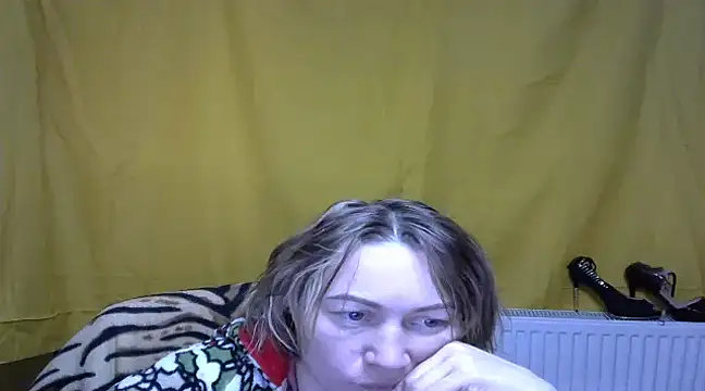 Snapshot of wLESLYMOSw chatting on January 25, 2025, 12:47 pm wLESLYMOSw online show from January 25, 2025, 12:47 pm